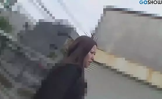 Teasing Her Pussy with Magic Wand Passionate Oral Delights